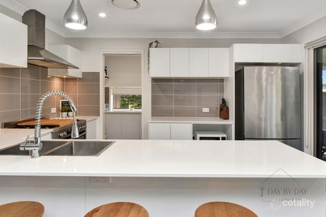 Property photo of 48 Northview Street Fletcher NSW 2287