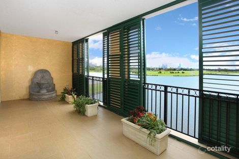 Property photo of 3105 The Boulevarde Carrara QLD 4211