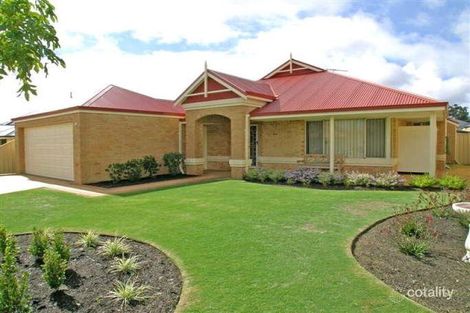 4 Indiana Way, Hocking, WA 6065