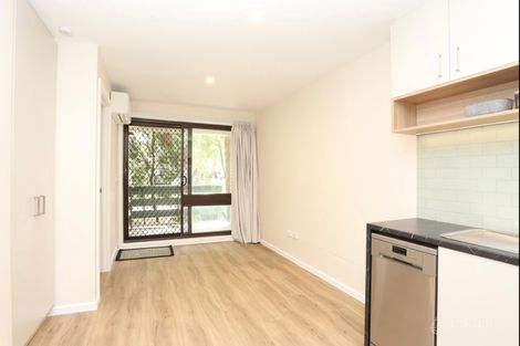 Property photo of D2/312 Dryburgh Street North Melbourne VIC 3051