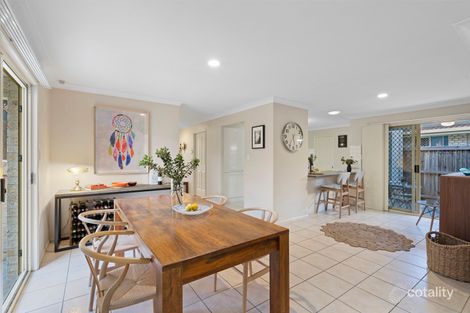 Property photo of 4 Phillips Place Wakerley QLD 4154
