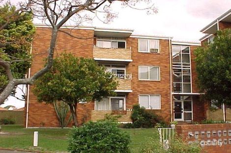 Property photo of 4/62 Hillary Crescent Eastlakes NSW 2018