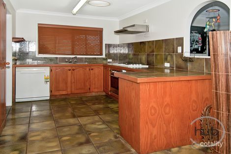 Property photo of 31 Vermont Crescent Mount Warren Park QLD 4207