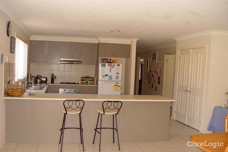 Property photo of 58 Featherhead Way Harkness VIC 3337