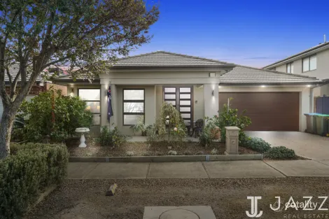 Property photo of 34 McWilliams Crescent Point Cook VIC 3030