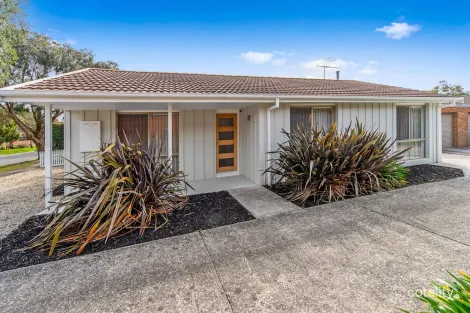Property photo of 13 Bevnol Road Langwarrin VIC 3910