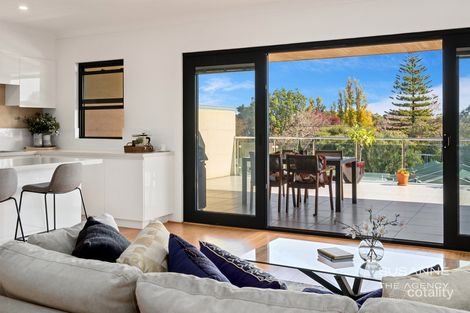 Property photo of 4/1 School Street Kalamunda WA 6076