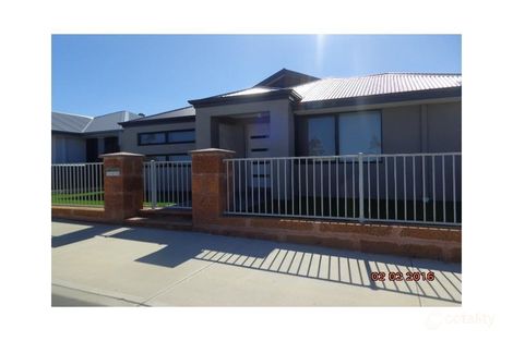 45 Willard Cct, Banksia Grove, WA 6031