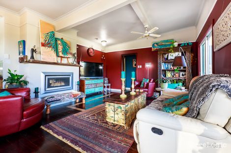 Property photo of 17 Seaby Avenue Upper Ferntree Gully VIC 3156