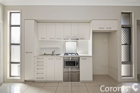Property photo of 8 Cocoparra Place Fitzgibbon QLD 4018