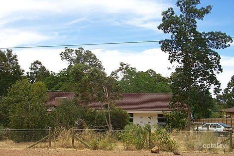 30 Carlisle Rd, Kalamunda, WA 6076