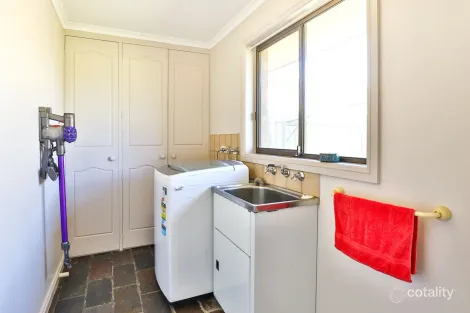 Property photo of 11 Ford Close Mildura VIC 3500