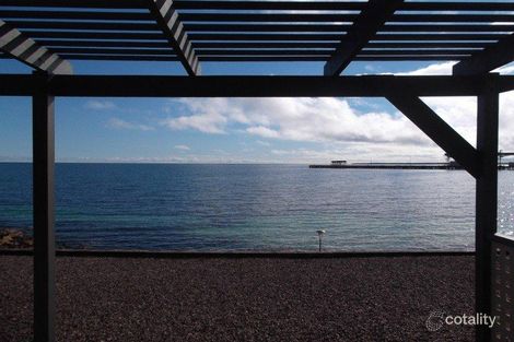 32 Chatfield Tce, Wallaroo, SA 5556