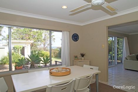 Property photo of 16 Surfway Avenue Berrara NSW 2540