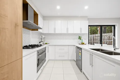 Property photo of 13 Aspen Close Wantirna South VIC 3152