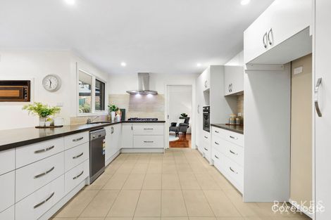 Property photo of 2 Samantha Court Templestowe VIC 3106