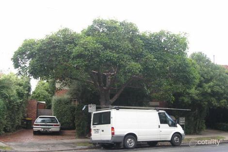 2/17 Ormond Rd, Elwood, VIC 3184