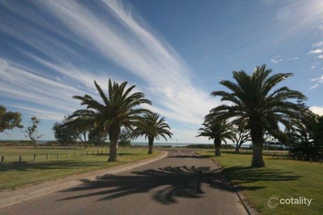 Property photo of 26 Wave Crest Circle Drummond Cove WA 6532