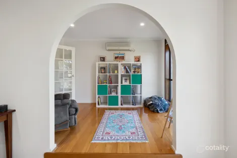 Property photo of 40 Priddle Street Monash ACT 2904