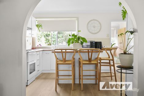 Property photo of 8 Field Avenue Toronto NSW 2283
