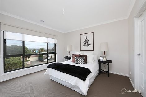Property photo of 2/7 Stamford Crescent Rowville VIC 3178
