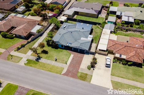 11 Jamaican Rd, Safety Bay, WA 6169