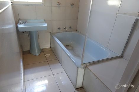 Property photo of 10 Hoxton Park Road Liverpool NSW 2170