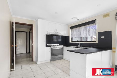 Property photo of 13 Tamarind Crescent Werribee VIC 3030
