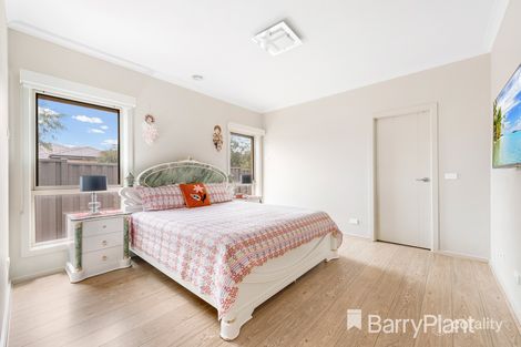 Property photo of 1 Tallinga Street Tarneit VIC 3029