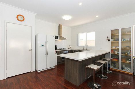 Property photo of 16 Yallambee Way Queens Park WA 6107
