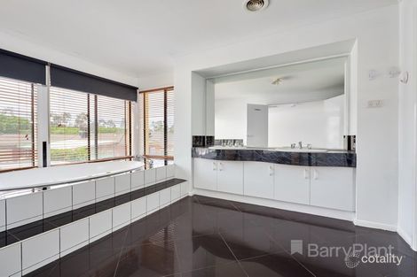 Property photo of 12 River Terrace Hallam VIC 3803