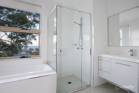 Property photo of 2/3 Seaview Terrace Thirroul NSW 2515