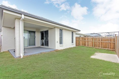 Property photo of 8 Edmund Close Springfield Lakes QLD 4300