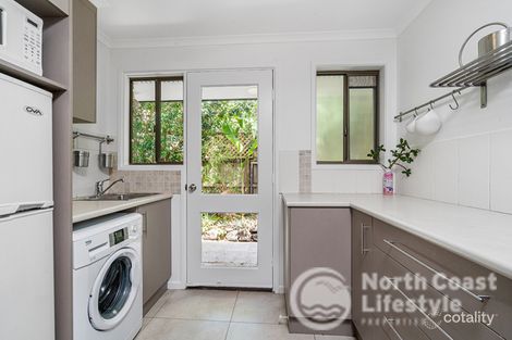 Property photo of 4 Kolora Way Ocean Shores NSW 2483