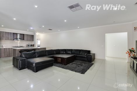 Property photo of 97 Allumba Way Wollert VIC 3750
