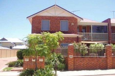 Property photo of 1/3 Grasslands Loop Kingsley WA 6026