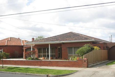 42 Royal Pde, Reservoir, VIC 3073