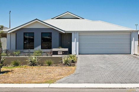 Property photo of 8 O'Halloran Street Ellenbrook WA 6069