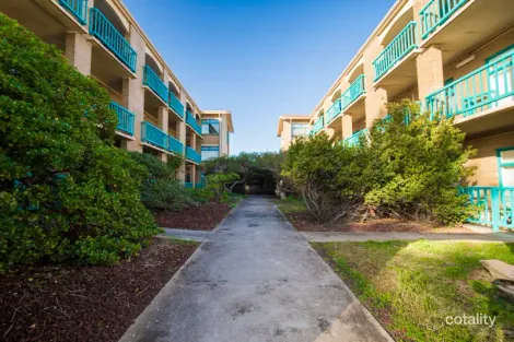 Property photo of 23/194-196 Seaview Road Henley Beach South SA 5022