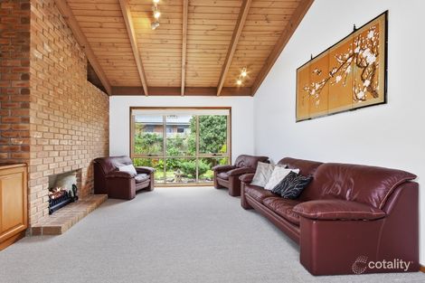 Property photo of 2 Chisholm Court Hamlyn Heights VIC 3215