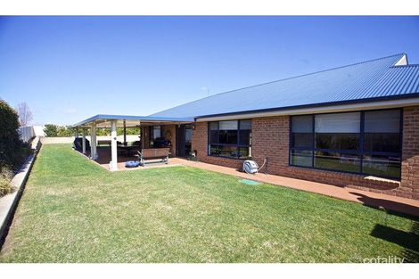 Property photo of 26 Carlyle Avenue Llanarth NSW 2795