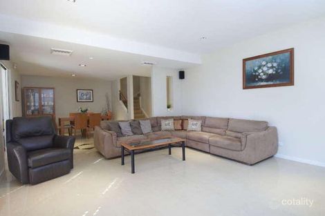 Property photo of 43 Edgewood Crescent Cabarita NSW 2137
