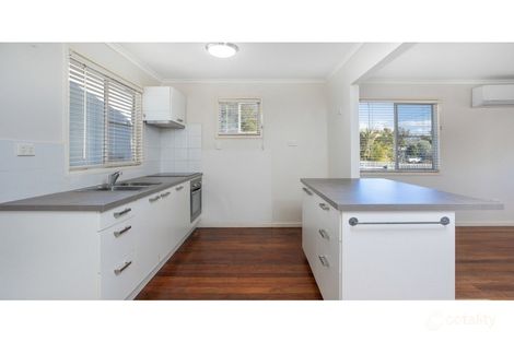 Property photo of 14 Michel Road Scarborough QLD 4020