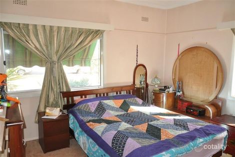 Property photo of 70 Flint Street Forbes NSW 2871