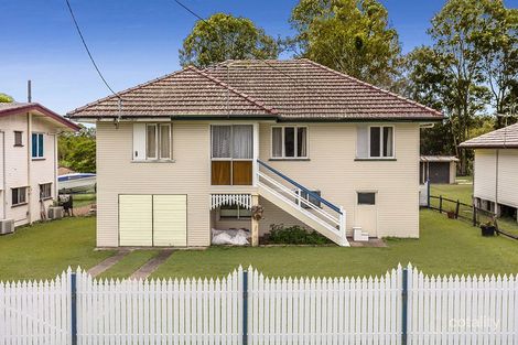 Property photo of 59 Sandy Camp Road Wynnum QLD 4178