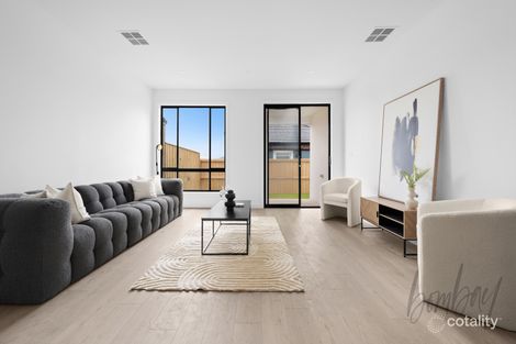 Property photo of 34 Davis Circuit Wollert VIC 3750