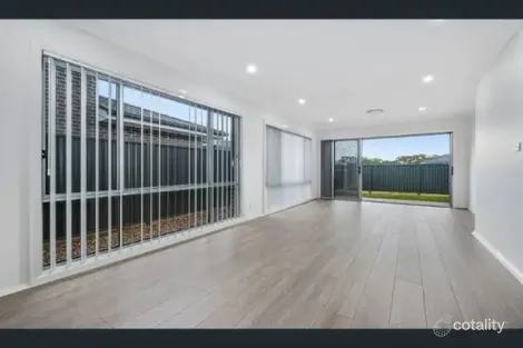 Property photo of 47 Orlagh Circuit Grantham Farm NSW 2765