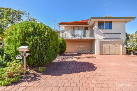 Property photo of 4 Carnegie Place Greenfields WA 6210