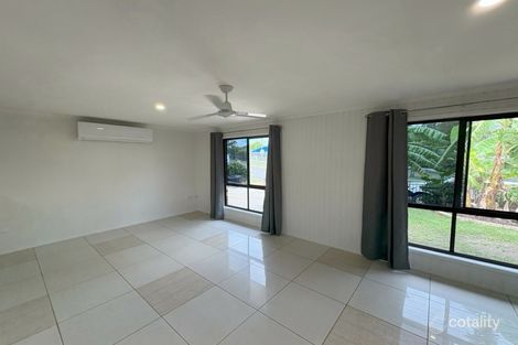 Property photo of 5 Waratah Crescent Tannum Sands QLD 4680