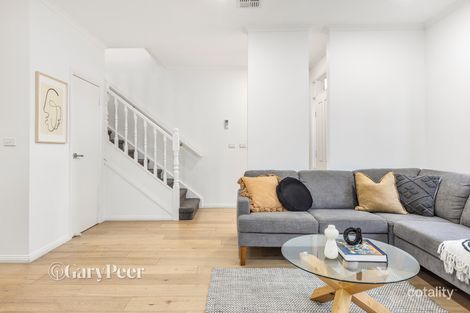 Property photo of 1/93 Kambrook Road Caulfield North VIC 3161